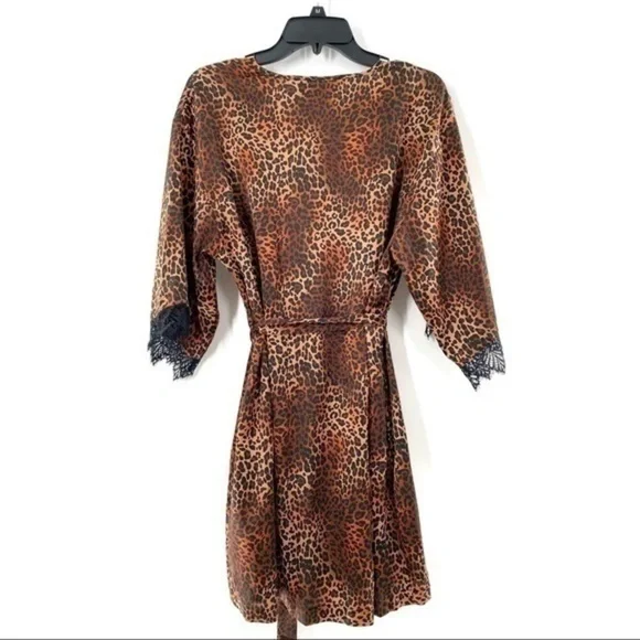 INC Robe-Small - Picture 3 of 3